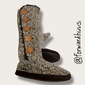 Muk Luks Knit Button Slipper Boots – Size Large (9–10) – Faux Fur Lined